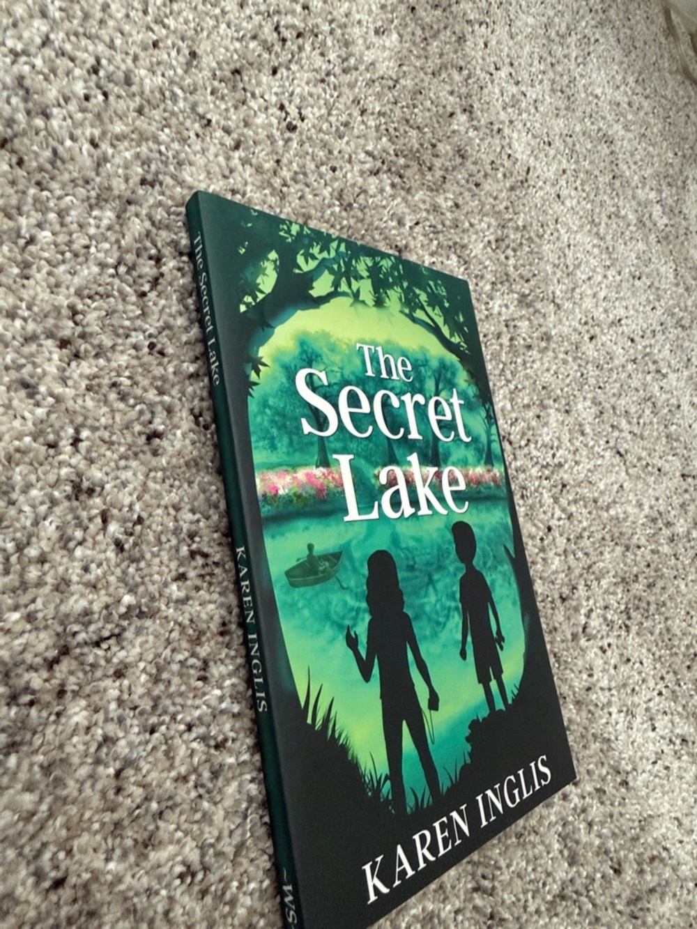 The Secret Lake by Karen Inglis - Green Illustrated Hardcover